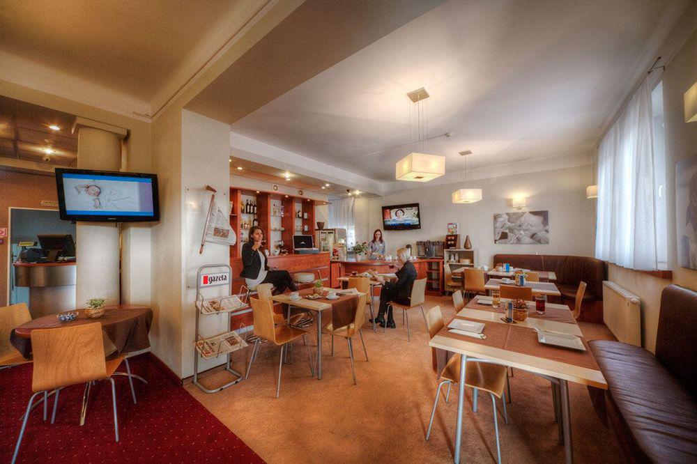 Focus Hotel Bydhošť Restaurace fotografie